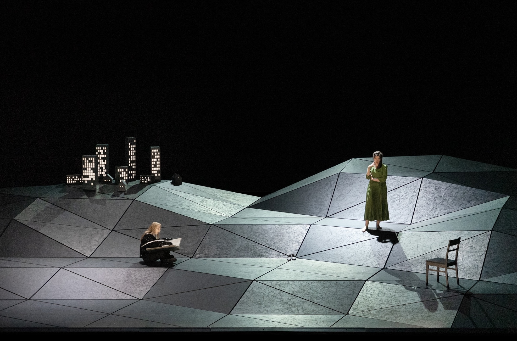 Klaus Grünberg, set and light design for Written on Skin (George Benjamin / Martin Crimp), Oper Frankfurt, 2026